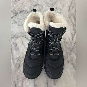 SOREL kids Whitney snow boots size 6